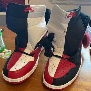 NEW Red white and black Nike Air Air Jordan sneakers men’s size 11
